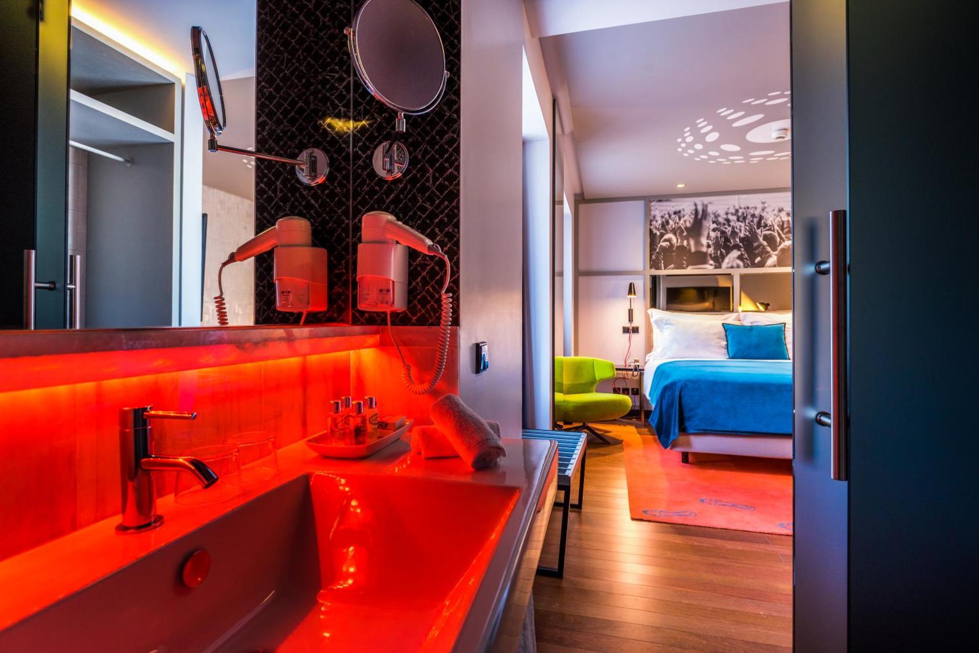 CR Double Room